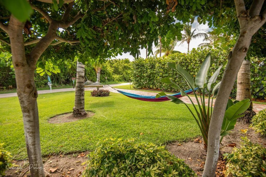 Fort Pierce - 2Bd,2Ba Tropical Surfside Retreat Exterior photo